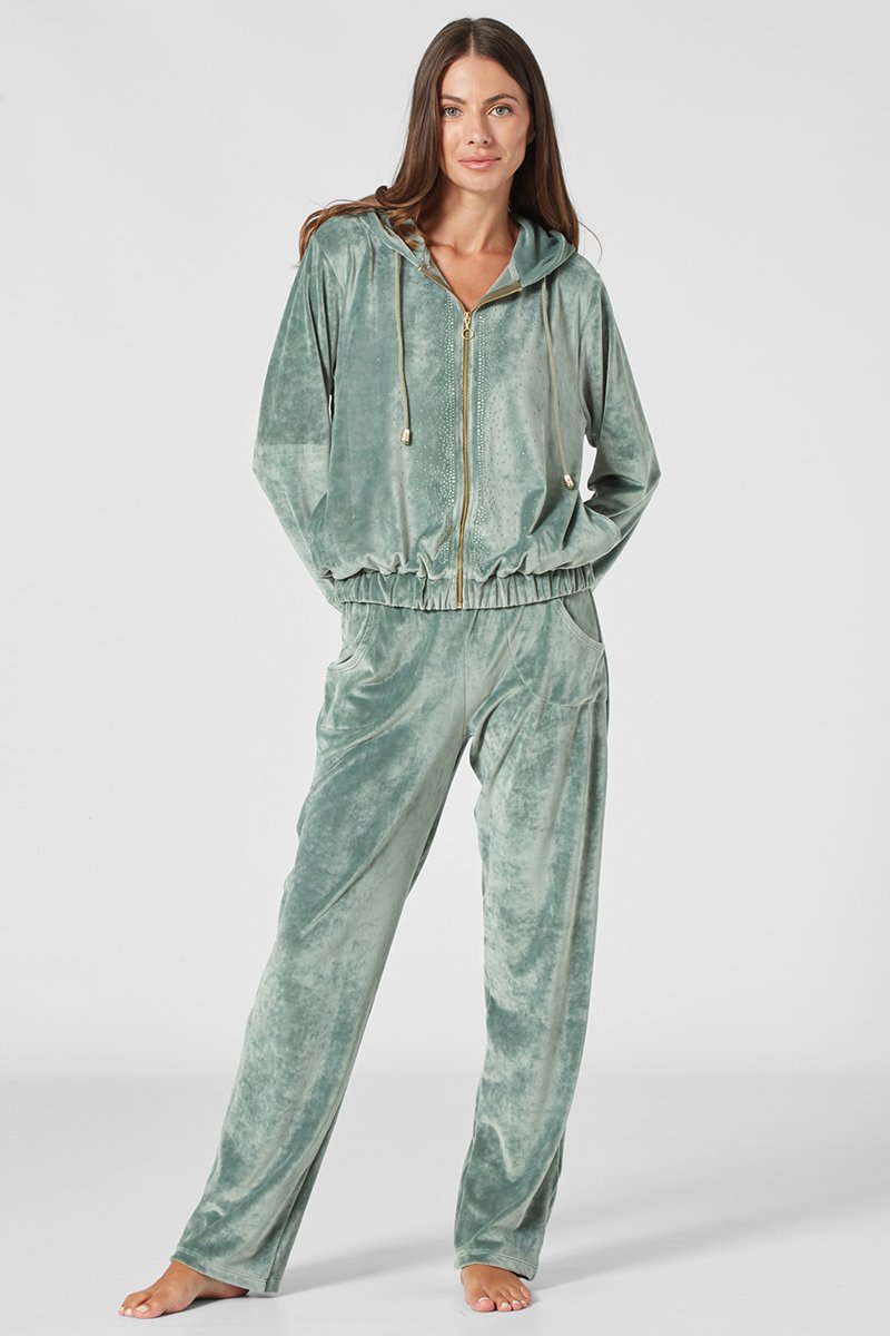 ΓΥΝΑΙΚΕΙΑ ΦΟΡΜΑ ΜΕ ΜΑΛΑΚΟ ΒΕΛΟΥΔΟ PENKY